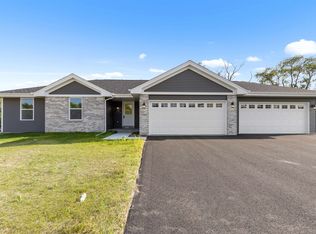 7717 Cherry Hill Rd, Cherry Valley, IL 61016