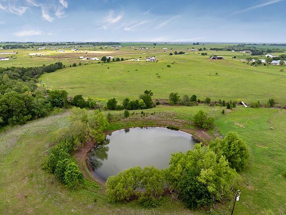 3rd image of 1662 County Road 465