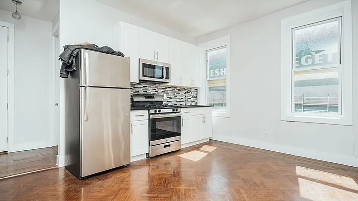 Rented by Nooklyn NYC LLC | media 1