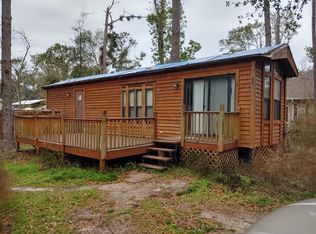 211 Old Transfer Rd, Wewahitchka, FL 32465