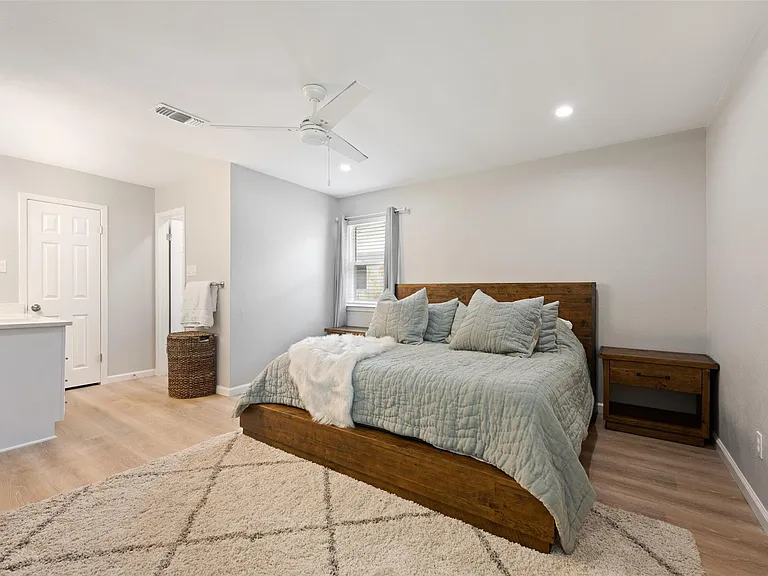 6105 Sun Vista Dr — Photo 9