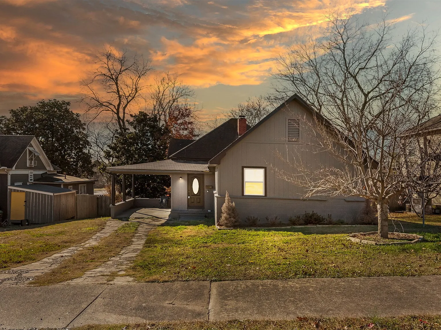 3 bed, 3.5 bath, 1974 sqft, $2,200 — Photo 1