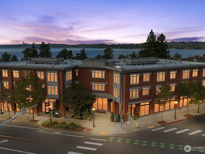 631 Market Street #203, Kirkland, WA, 98033