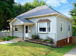 862 Haywood Rd, Asheville, NC 28806