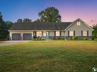 2293 Steiner Rd, Monroe, MI 48162