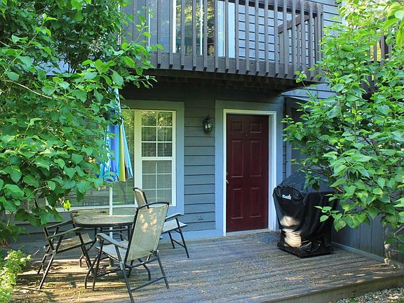 4th image of 270 Lyn Anne Ct