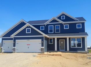 6466 Alward Dr, Hudsonville, MI
