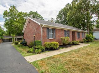 414 Pleasant St, Paris, KY 40361