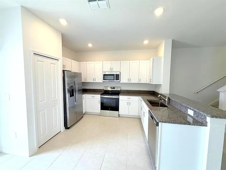 32010 Spiceberry St — Photo 5