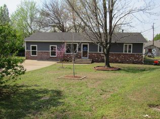 6 Par Cir, Webb City, MO 64870