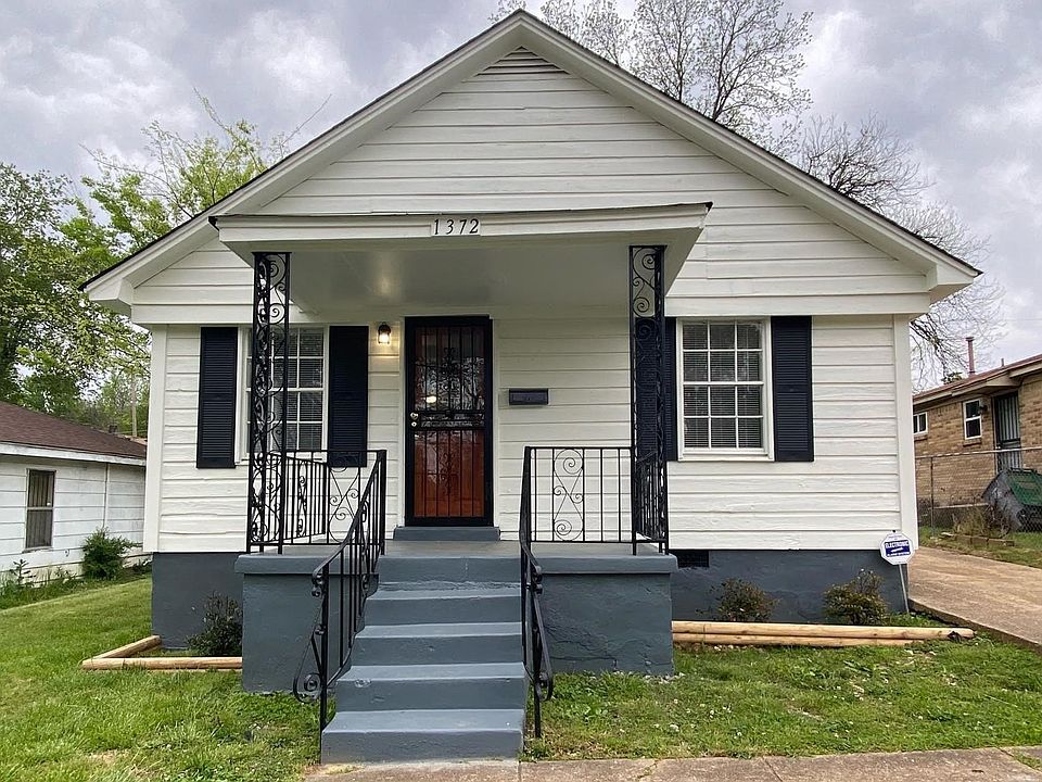 1st image of 1372 South Ave