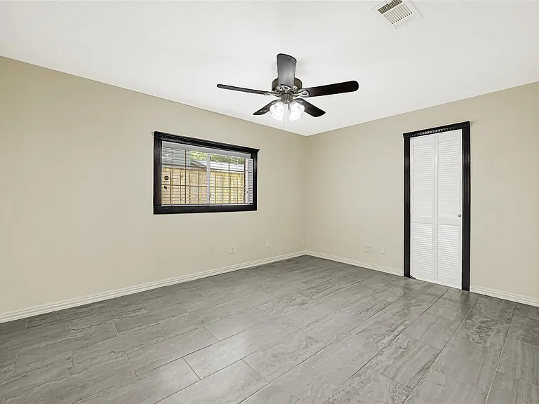 4806 Hickorygate Dr — Photo 16