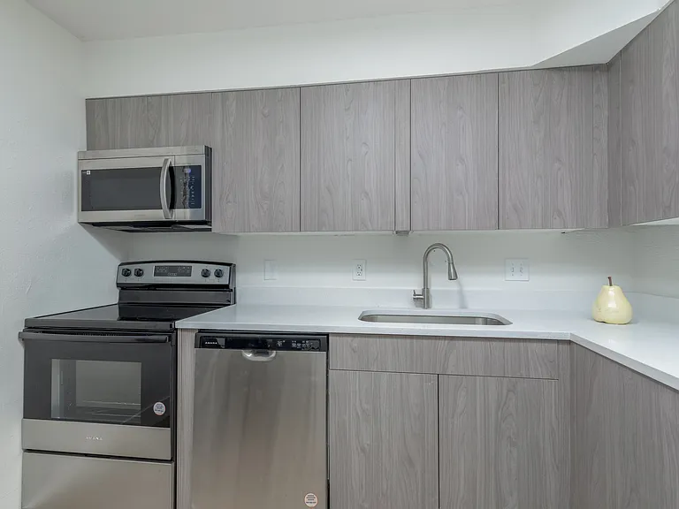 Riverstation Apartments — Photo 9