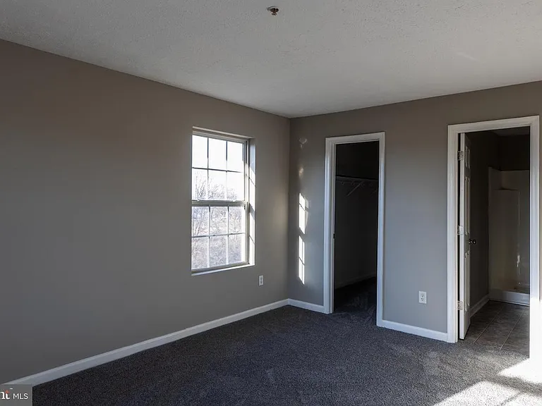 129 Brookland Ter #12 — Photo 16