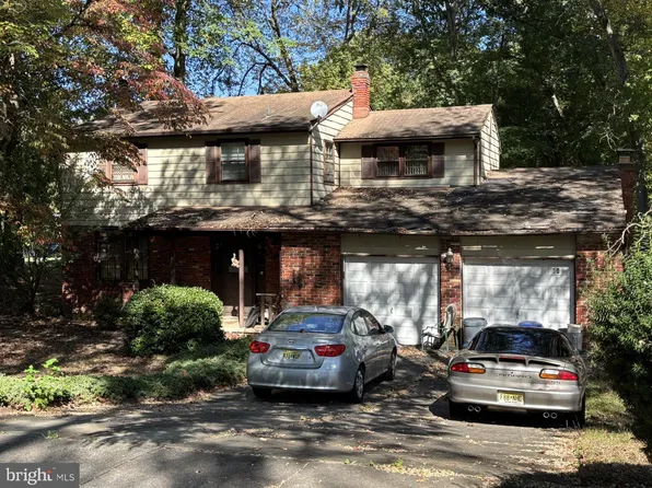 10 Mason Ct, Pine Hill, NJ 08021