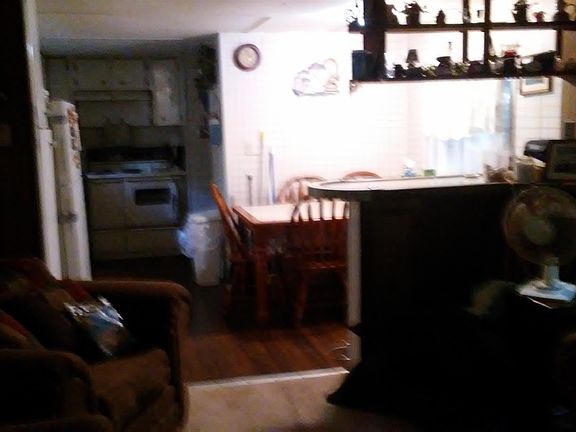 4th image of 323 Cuba Hollow Ln