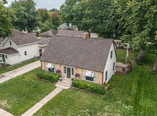 908 3rd St, Farmington, MN 55024