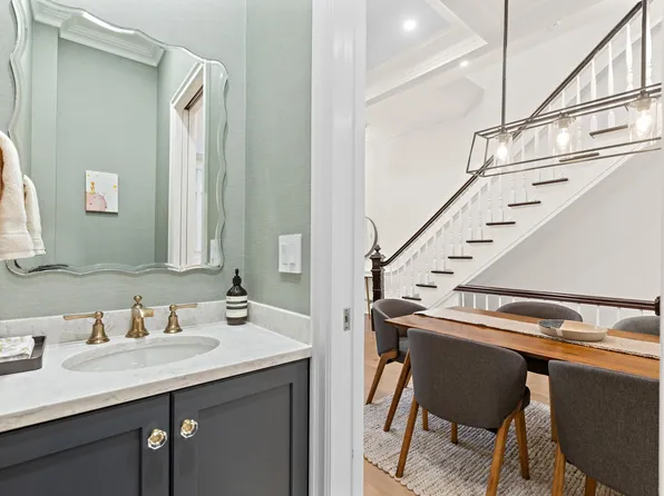 1111 Bloomfield Street image 10 of 36