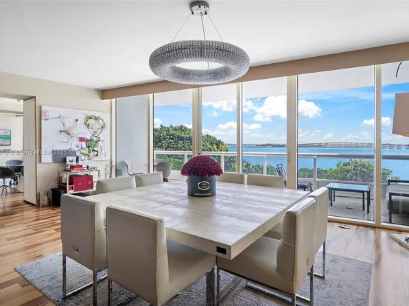 1643 Brickell Ave Suite 704, Miami, FL 33129