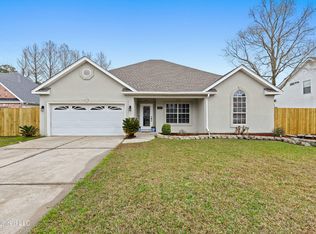 16 Pecan Ln, Long Beach, MS 39560