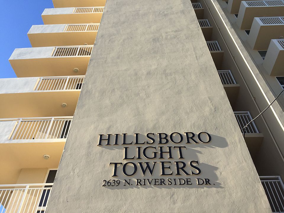 Hillsboro Light Towers