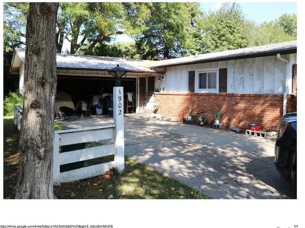 1902 Rockcreek Ln, Flint, MI 48507