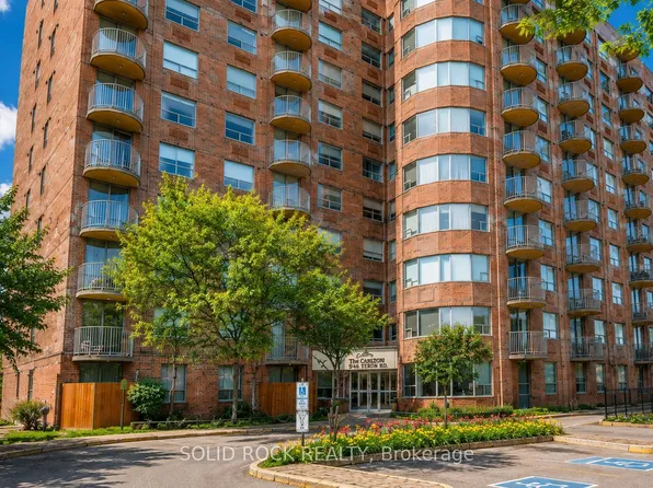 1440 Heron Rd #901, Ottawa, ON K1V 0X2