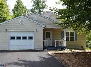 23 Arapaho Trl, Palmyra, VA 22963