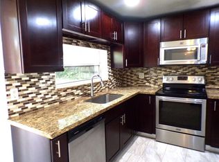 5641 Freedom St, Hollywood, FL 33021