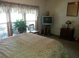 377 Scott Ct, Decatur, IL 62526