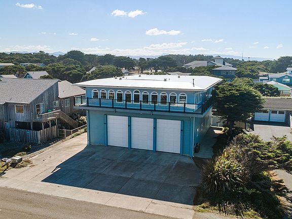 2nd image of 1257 7th St SW