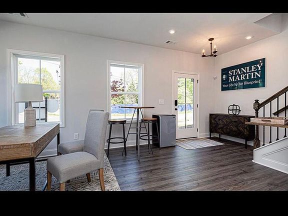 2nd image of 1274 Old Peachtree Rd #1240
