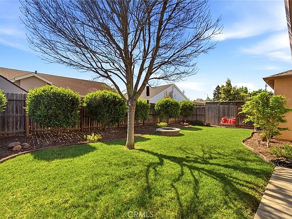 2nd image of 52 Redeemers Loop