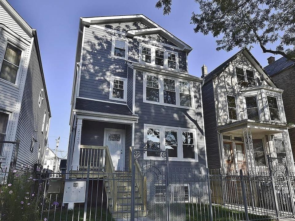 1st image of 2733 N Hamlin Ave #G