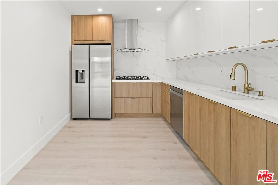 Building Photo - 4922 S Centinela Ave #3