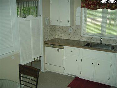 5th image of 6303 Glenwood Dr
