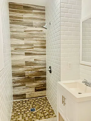 Rented by Capri Jet Realty Corp | media 19