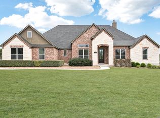 451 Stone Loop, Castroville, TX 78009