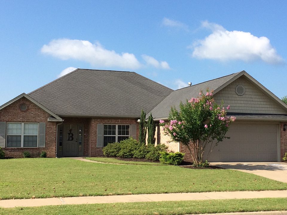 1st image of 805 Carter Ct