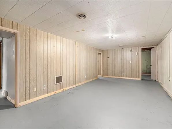 501 Maple Ave