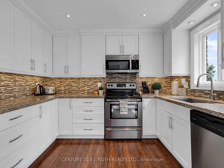 55 Gibbon Dr — Photo 11