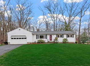 23 Monument Hill Rd, Chelmsford, MA 01824