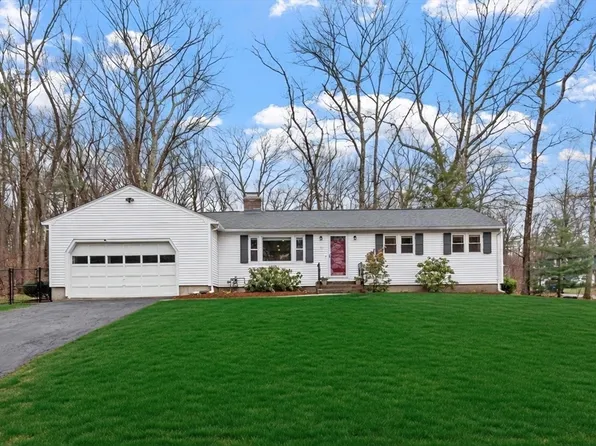 23 Monument Hill Rd, Chelmsford, MA 01824