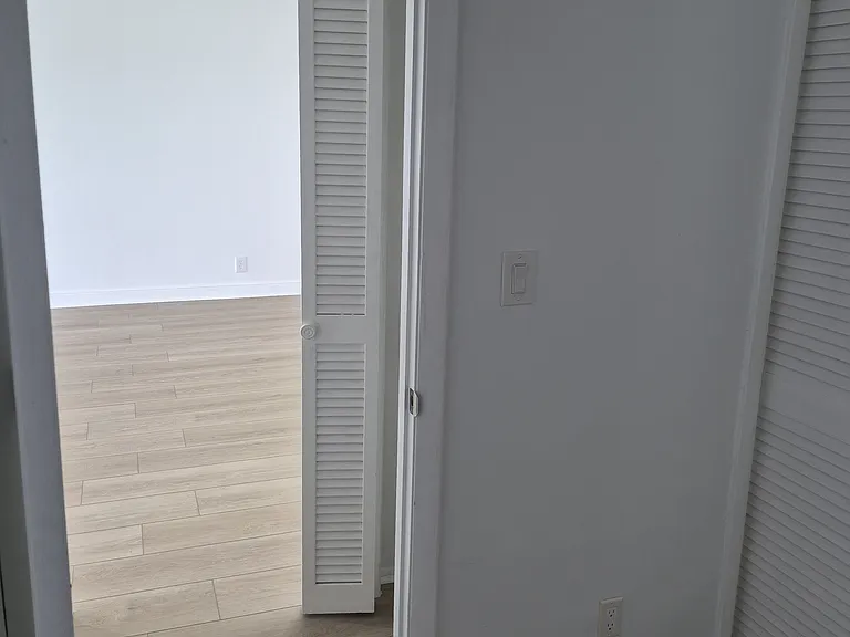 3050 N Palm Aire Dr #702 — Photo 29