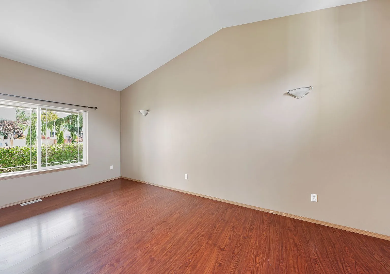 3 Bed 2.5 Bath - 3 Car Garage - Groups - Pet Friendly - NAS Whidbey — Photo 3