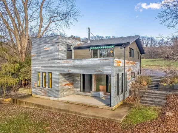 32 Esopus Avenue, Ulster Park, NY 12487