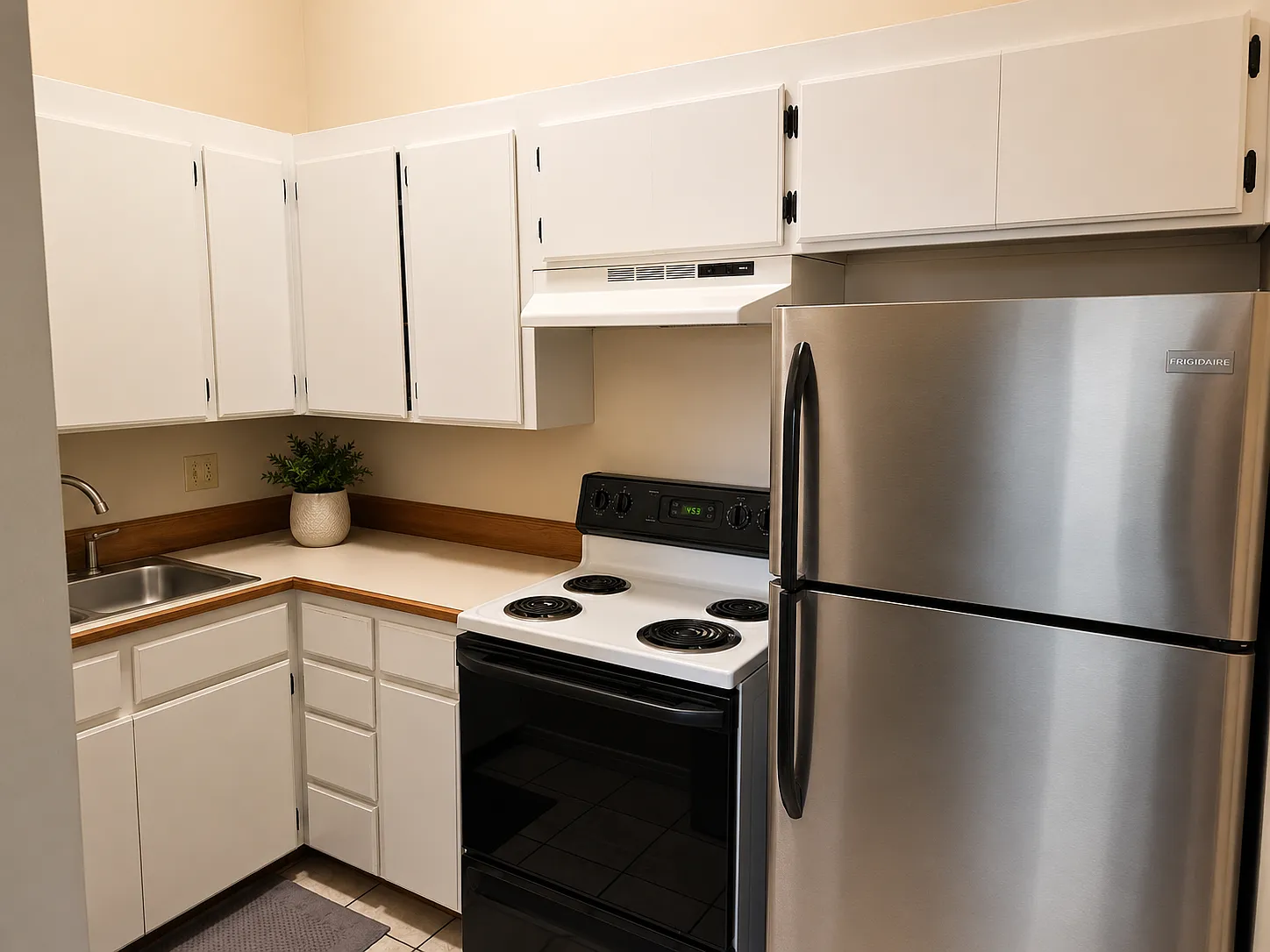 1 bed, 1100 sqft, $1,275 — Photo 4