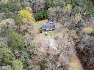 501 Almon Rd, Newton Grove, NC 28366