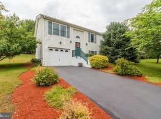 882 All American Way, Martinsburg, WV 25405