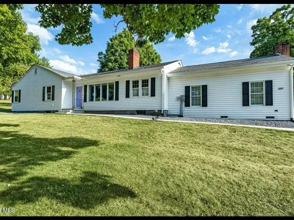 189 Cedar Ave, Lebanon, VA 24266